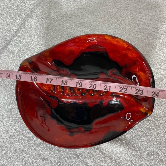 Vintage Handmade Red Black Painted Ceramic Ashtray Trinket Dish Art Decor - Picture 3 of 14